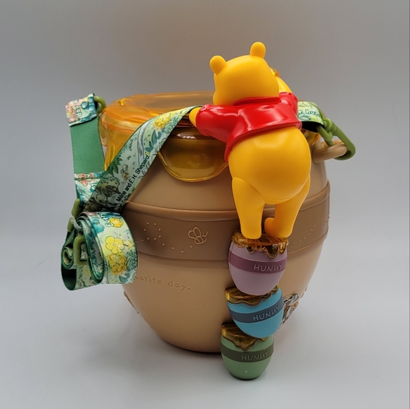New Disney TDR Winnie the Pooh & Honey Pot Popcorn Bucket - Picture 3 of 10